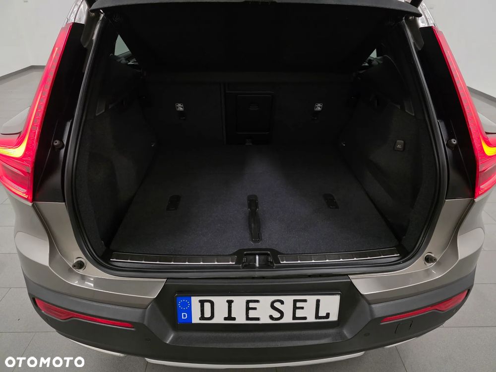 Volvo XC 40 D4 AWD Geartronic Inscription - 39