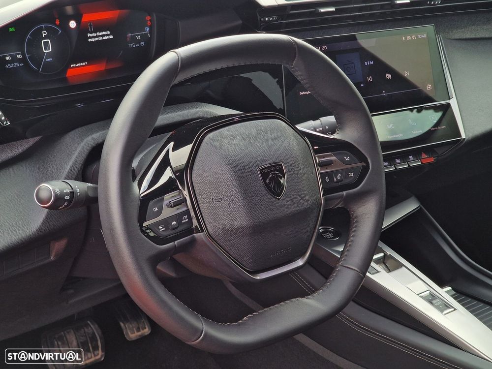 Peugeot 308 1.2 PureTech Allure Pack EAT8 - 17