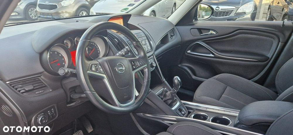Opel Zafira - 36
