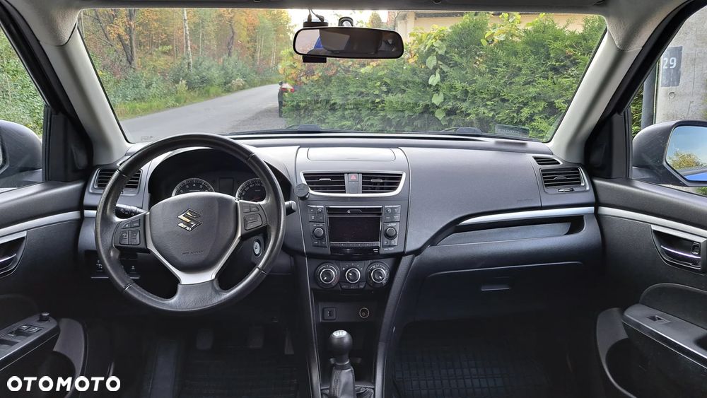 Suzuki Swift - 10