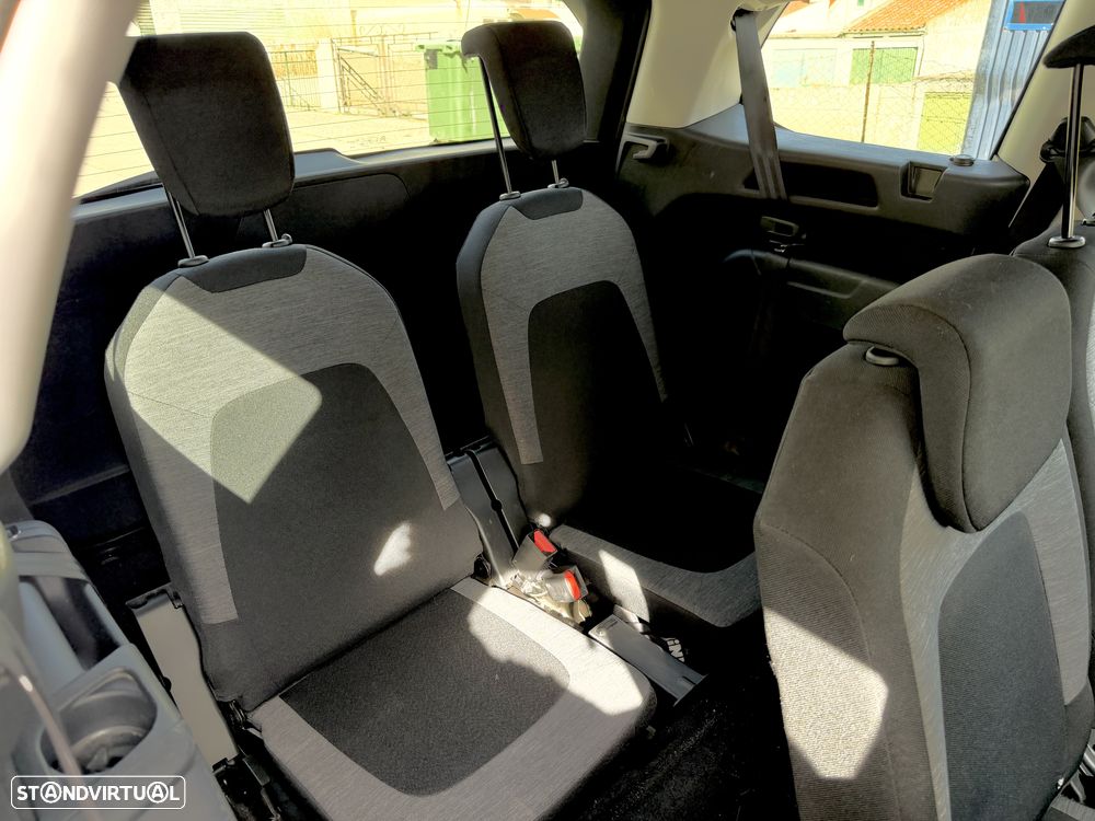 Citroën C4 Grand Picasso BlueHDi 120 SHINE - 13