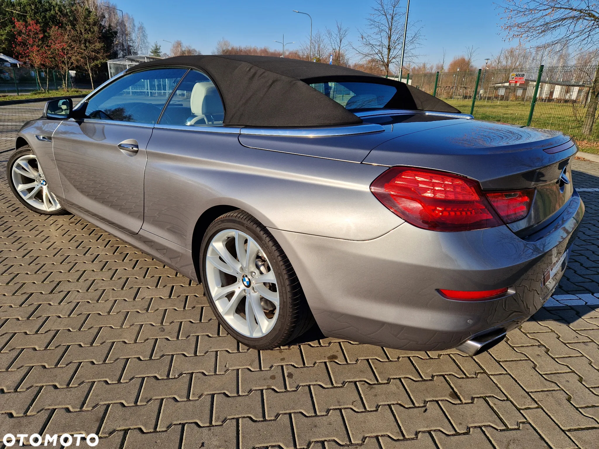 BMW Seria 6 650i xDrive Cabrio - 26