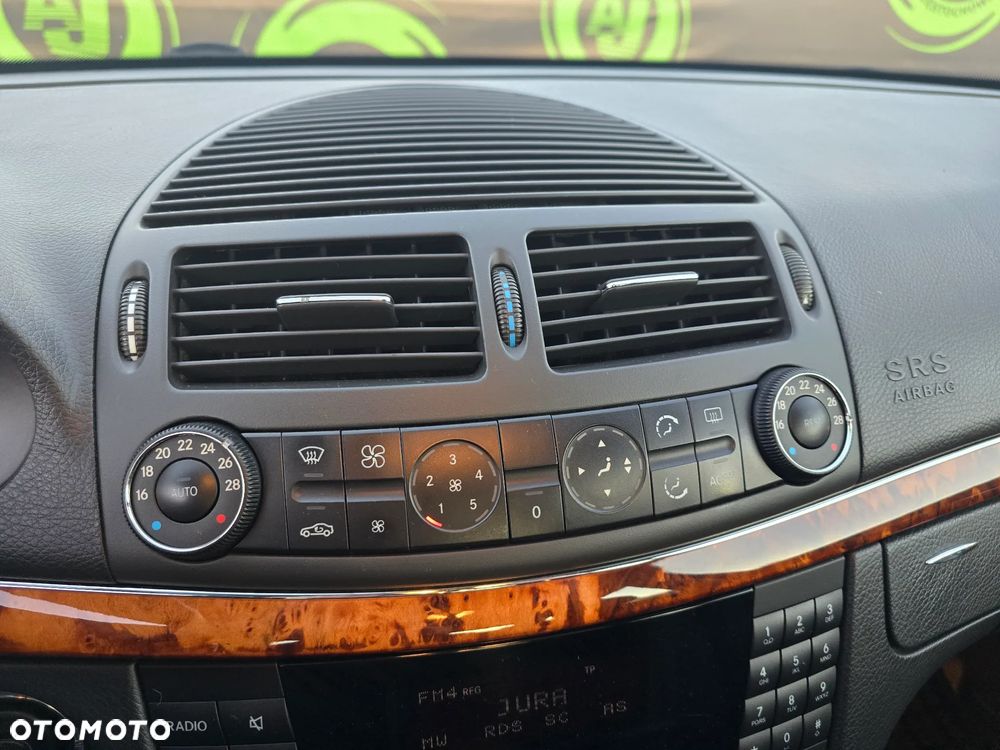 Mercedes-Benz Klasa E - 25