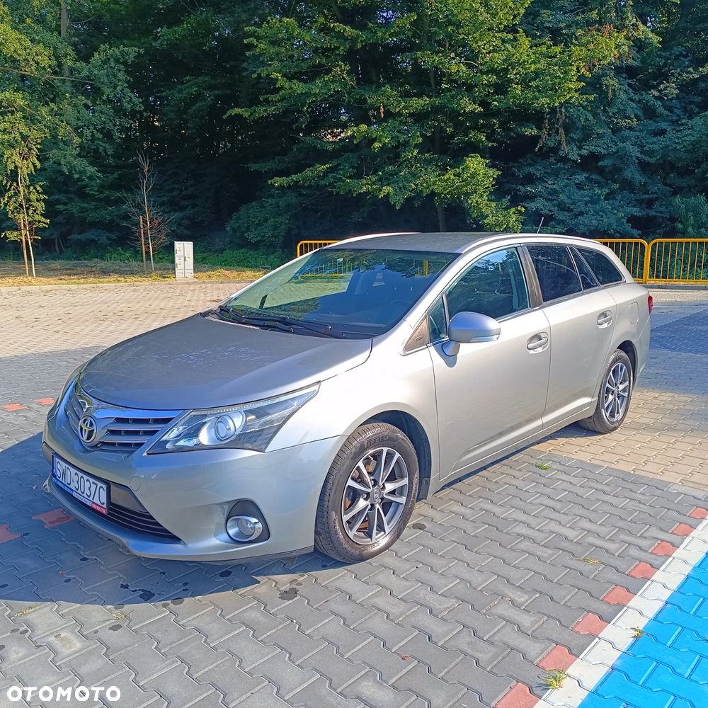 Toyota Avensis 2.0 D-4D Comfort - 2