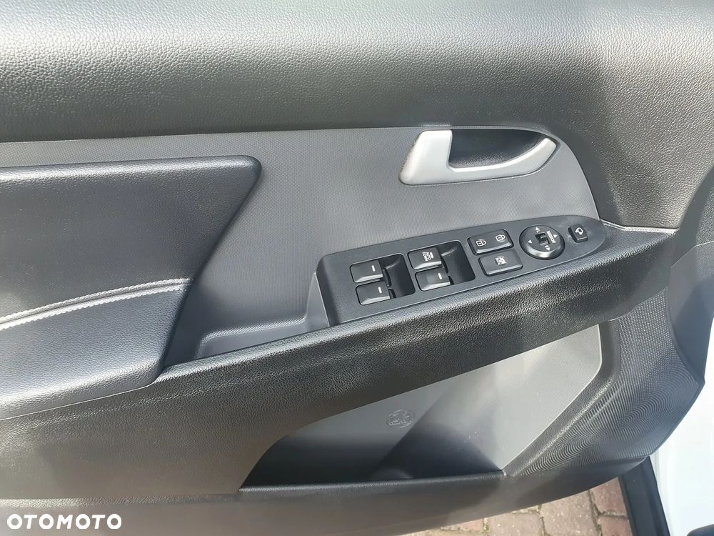 Kia Sportage 1.6 GDI M 2WD - 26