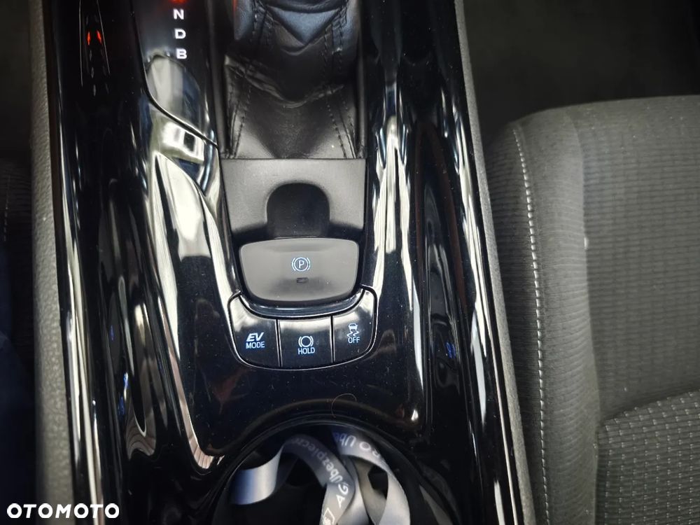 Toyota C-HR Style - 18