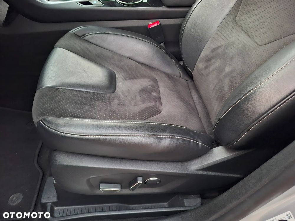 Ford S-Max 2.0 TDCi Titanium - 31