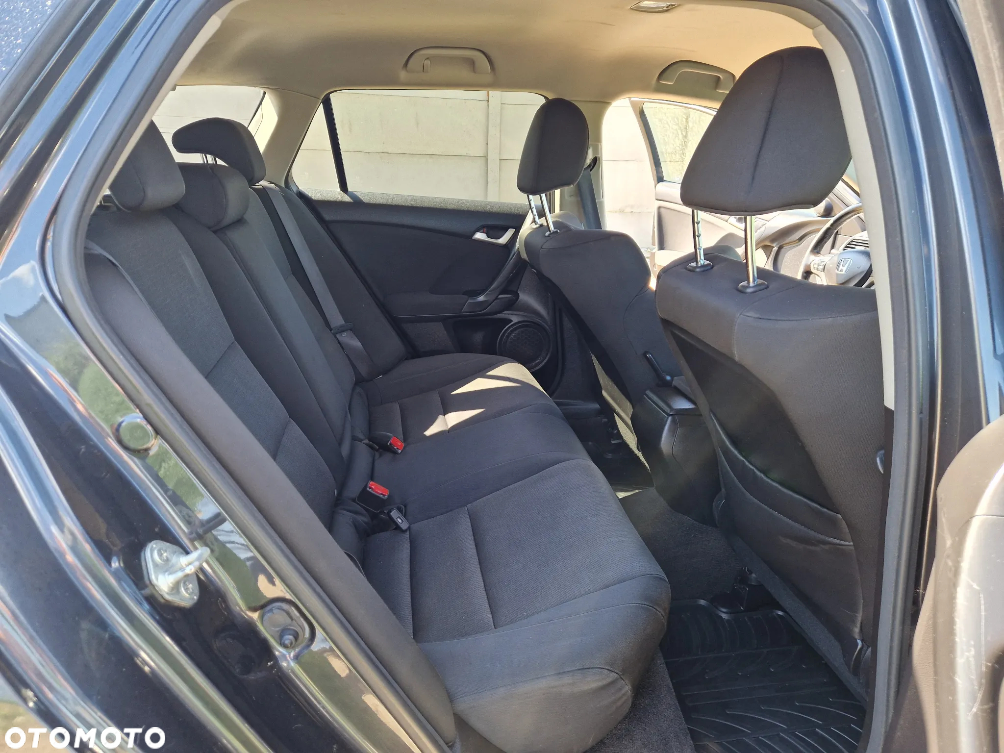 Honda Accord 2.0 Comfort - 13