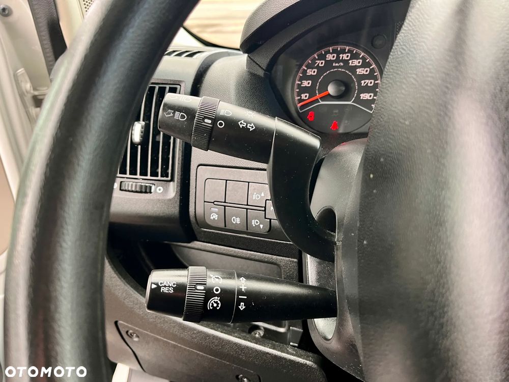 Peugeot BOXER L3H2 / WYCIAGARKA / KOGUTY / OŚWIETLENIE ROBOCZE / HAK / 2.2 165KM - 18