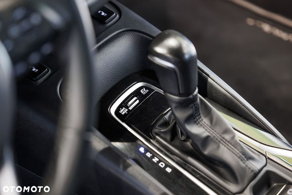 Toyota Corolla 1.8 Hybrid Comfort - 39
