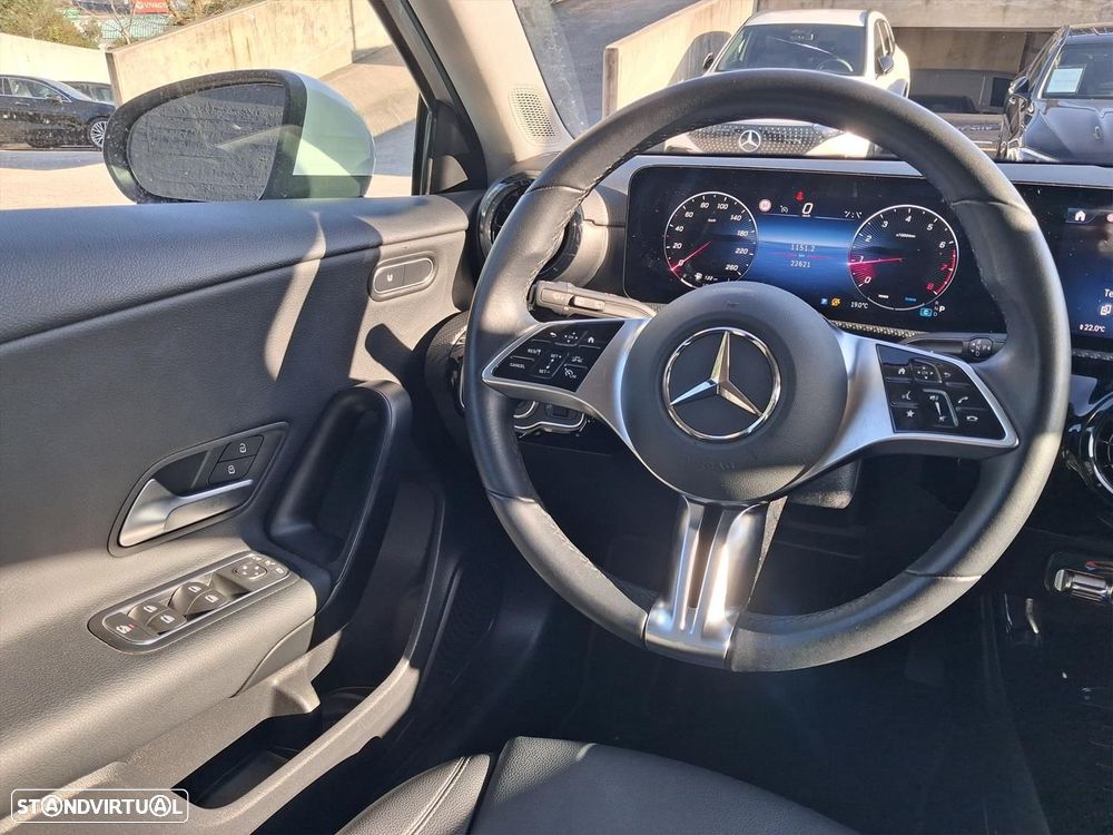 Mercedes-Benz A 200 Standard - 14