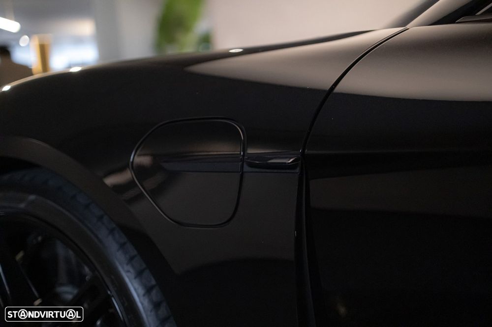 Porsche Taycan Turbo - 47