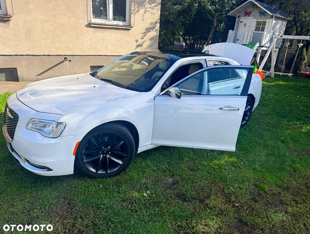 Chrysler 300 - 8