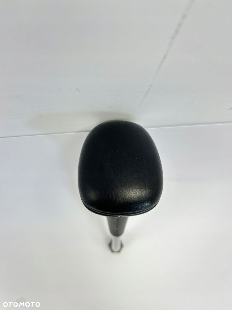 GAŁKA ZMIANY BIEGÓW LEWAREK MERCEDES W124 W201 190 SKÓRA AUTOMAT - 10