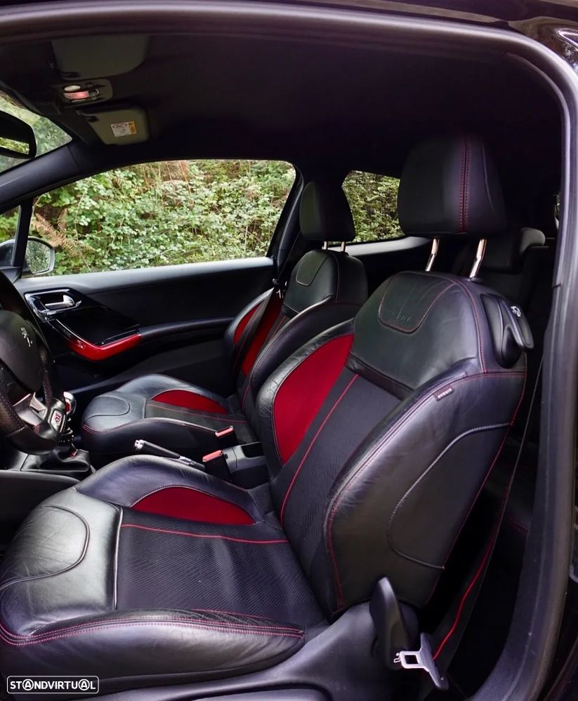 Peugeot 208 GTI 200 THP - 3