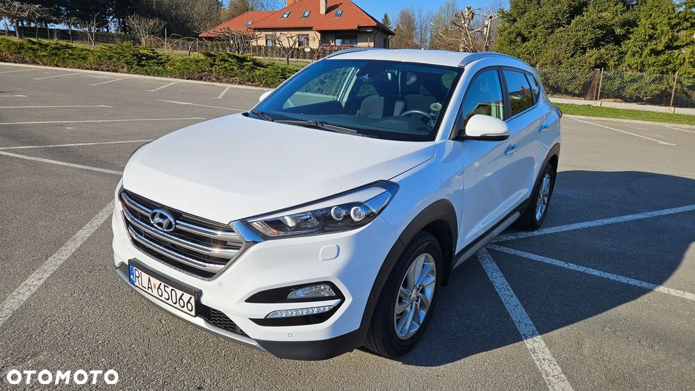 Hyundai Tucson 1.7 CRDI BlueDrive Premium 2WD DCT - 1