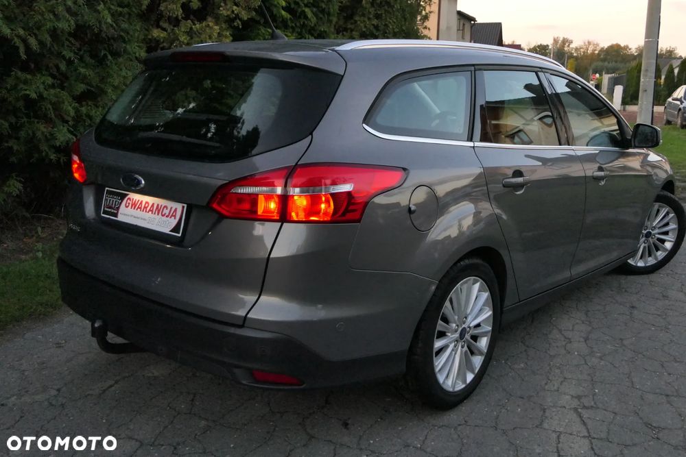 Ford Focus Turnier 1.5 EcoBlue Start-Stopp-System TITANIUM STYLE - 6