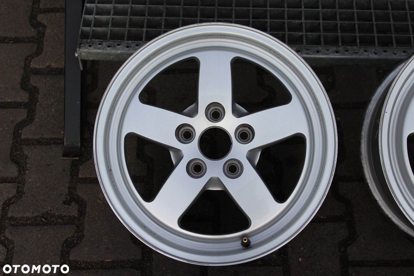 ORYG AUDI A4 B9 16cali 5x112 ET35 7J Q3 A4 A6 - 9