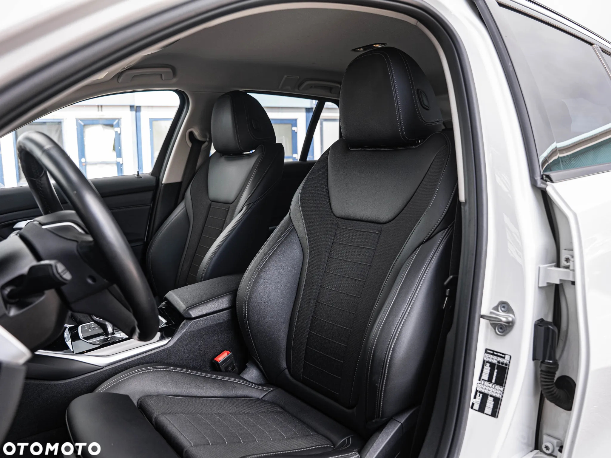 BMW Seria 3 320d Touring Sport Line - 23