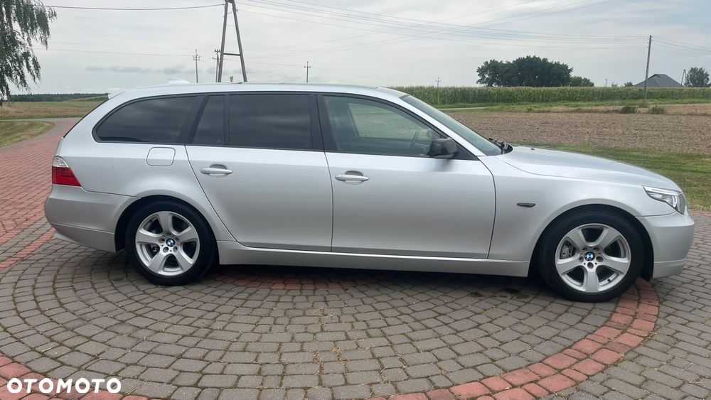 BMW Seria 5 520d - 4