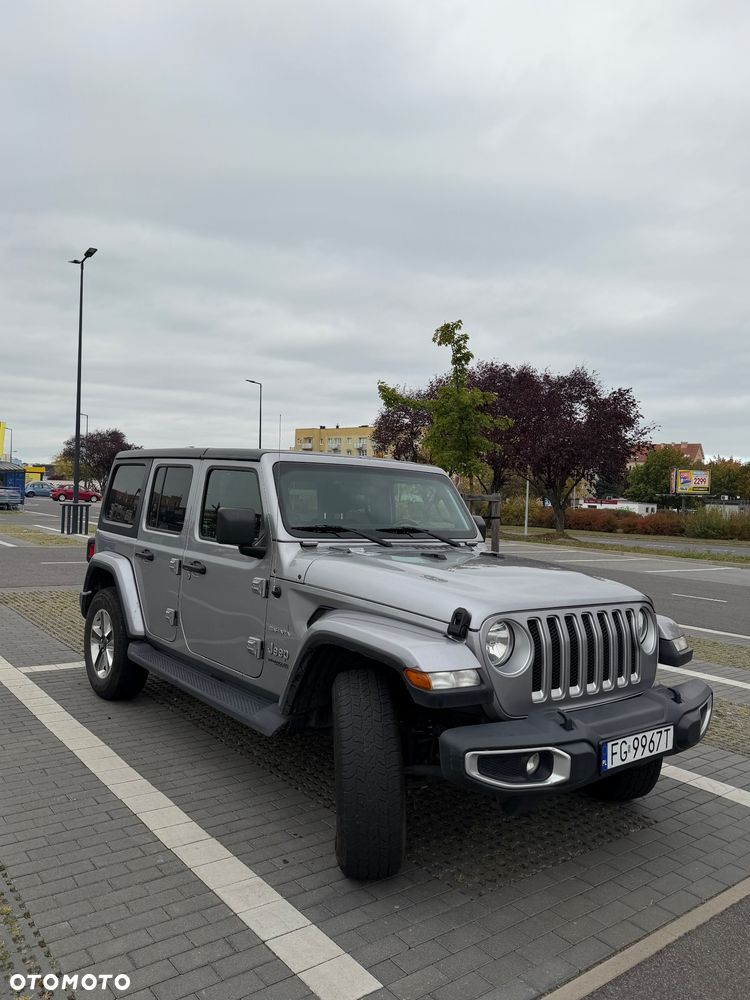 Jeep Wrangler - 9