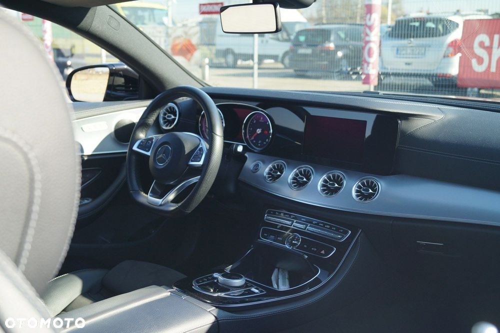 Mercedes-Benz Klasa E - 22