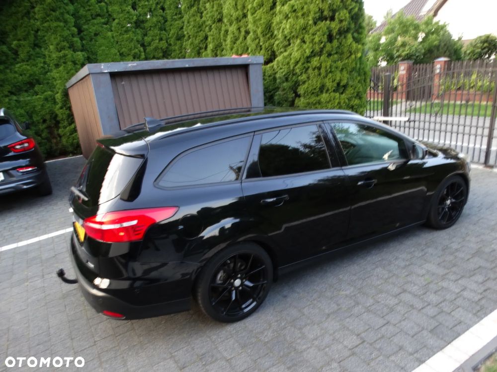 Ford Focus - 12