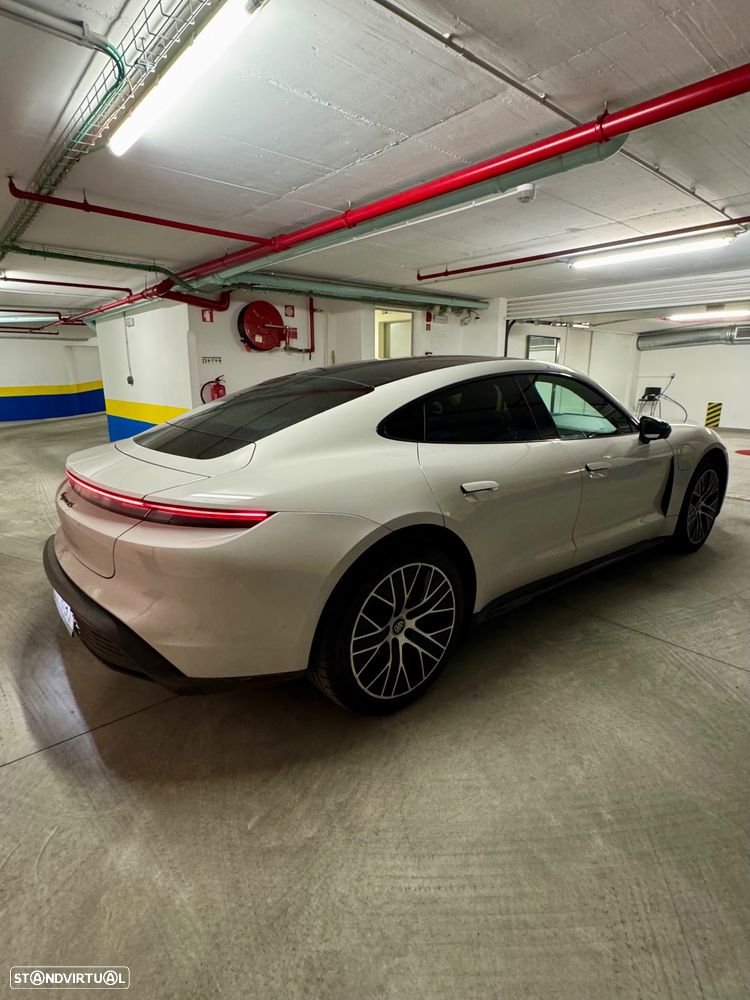 Porsche Taycan 4S - 3