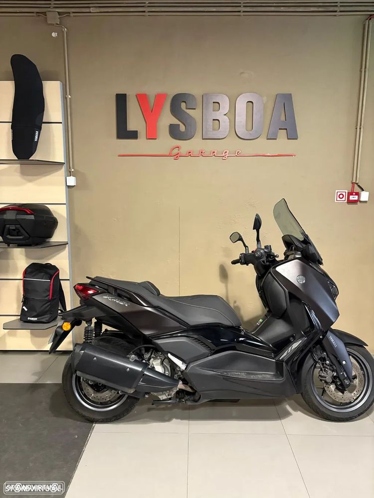 Yamaha X-Max TECH MAX - 3