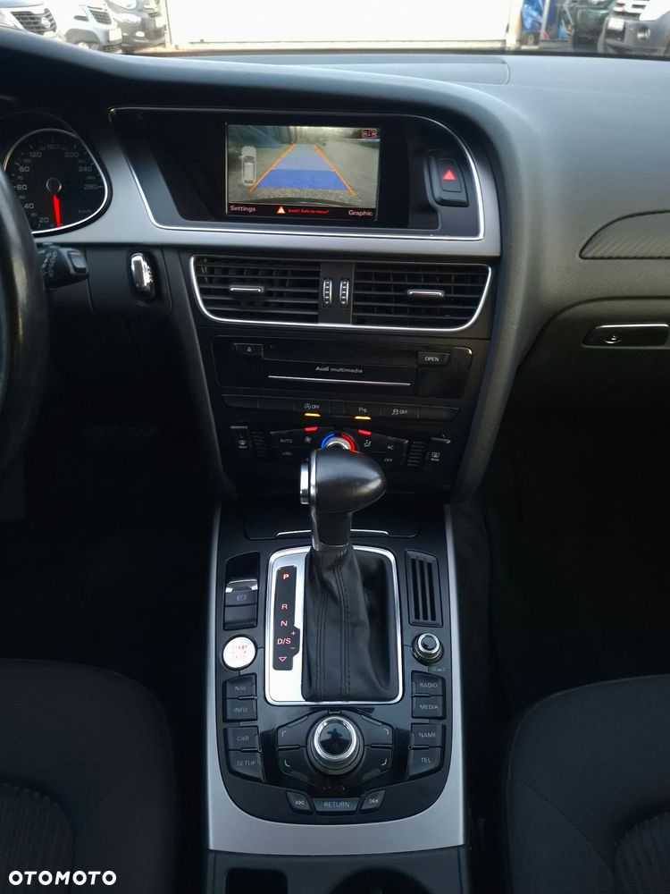 Audi A4 Avant 2.0 TDI DPF quattro S tronic Attraction - 15