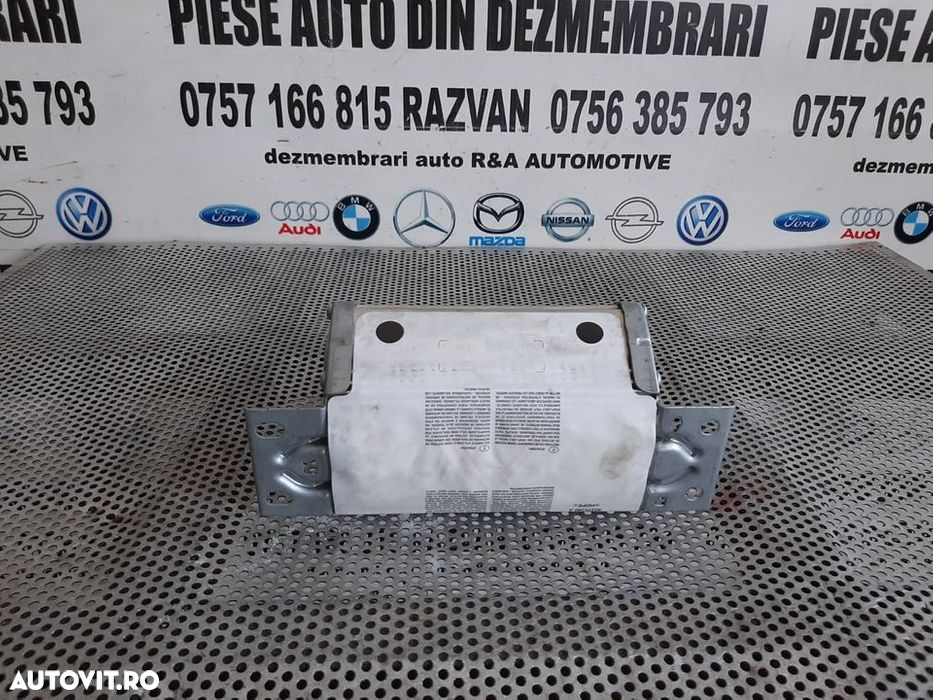 Airbag Pasager Bmw Seria 1 E87 E81 Dezmembrez Bmw E87 An 2004-2011 - 2