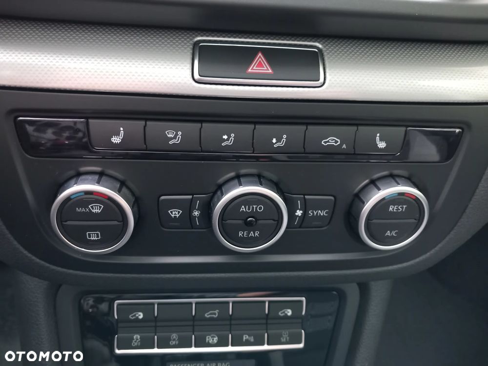 Volkswagen Sharan 2.0 TDI BlueMotion Technology Life - 26