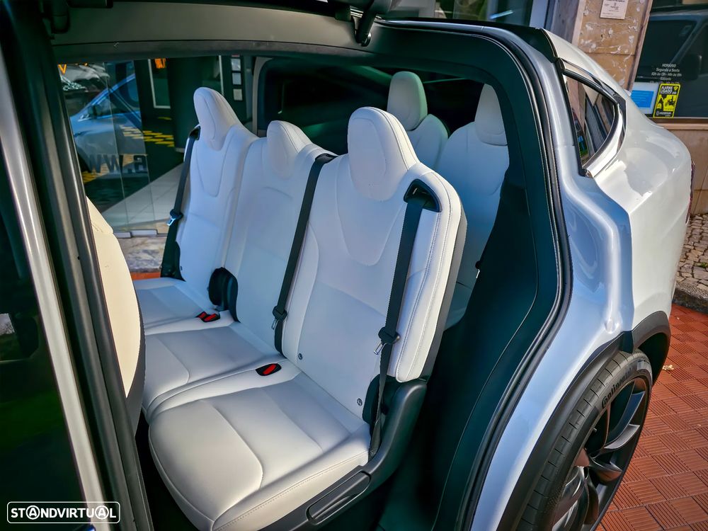 Tesla Model X Performance - 22