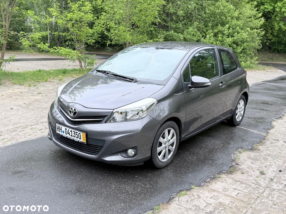 Toyota Yaris 1.33 Premium - 1