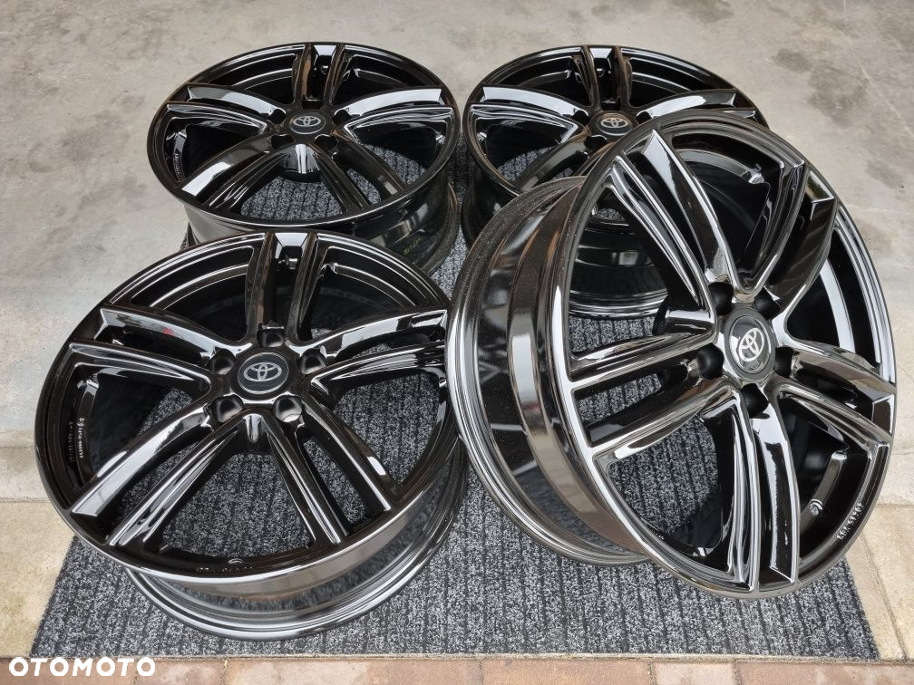 Toyota C-HR 17 " Nowe Felgi Aluminiowe 5x114,3 C-HR II gen. Czarne - 4