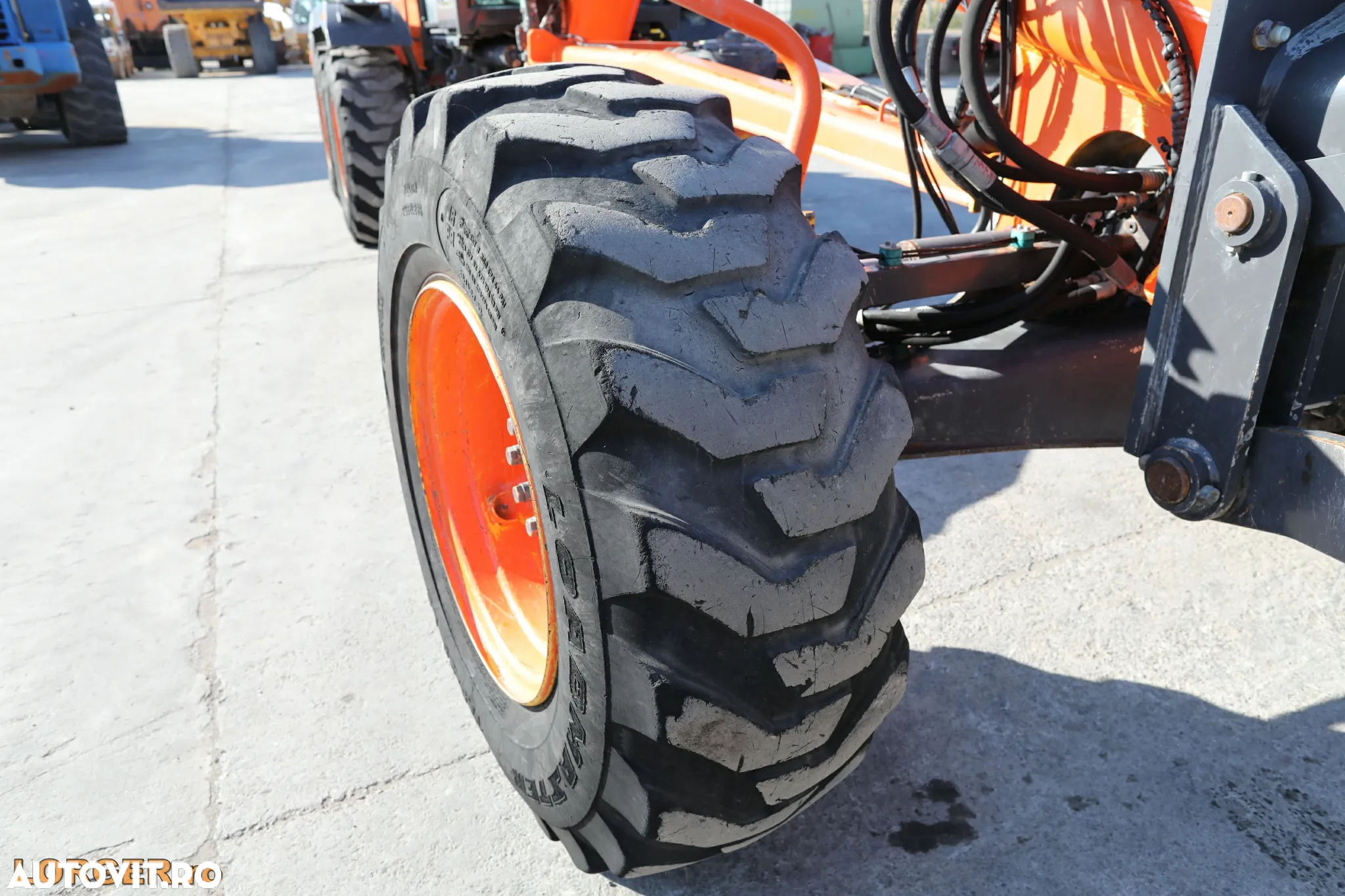New Holland O&K F156.6 - 18