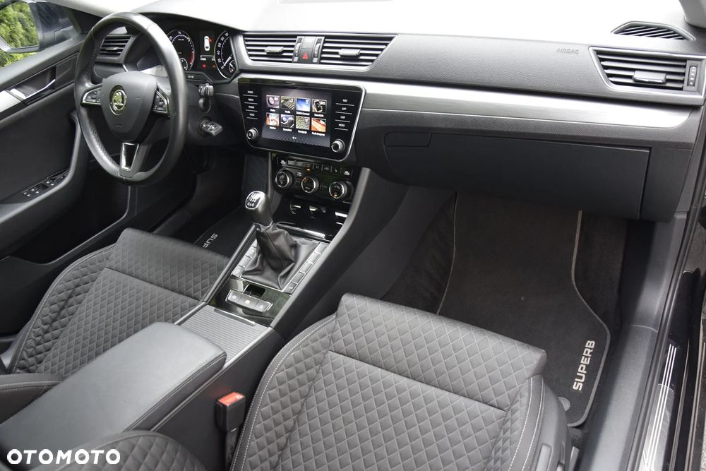 Skoda Superb 2.0 TDI 4x4 Style - 24