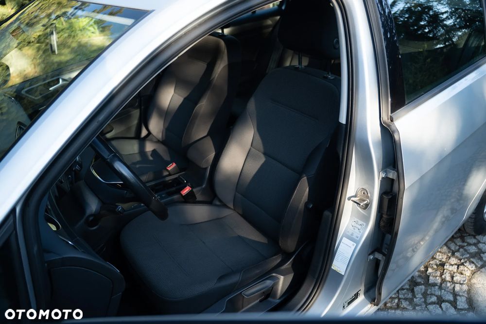 Volkswagen Golf 1.6 BlueTDI DSG Comfortline - 14