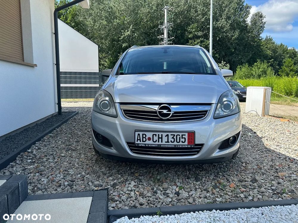 Opel Zafira 1.8 Design Edition - 4