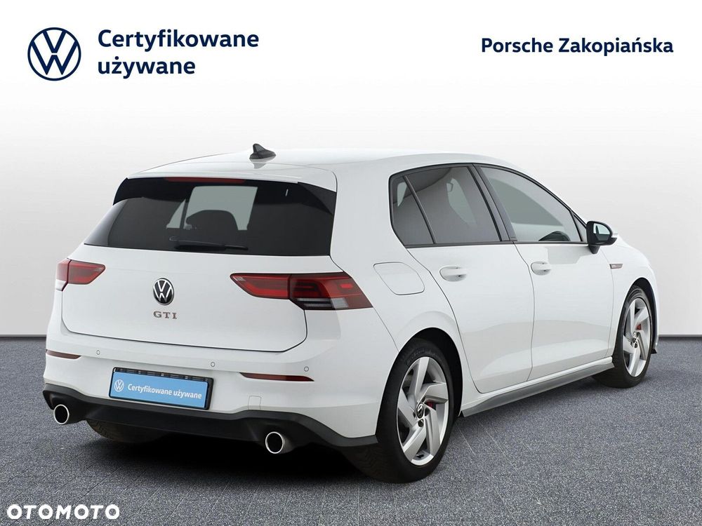 Volkswagen Golf - 5
