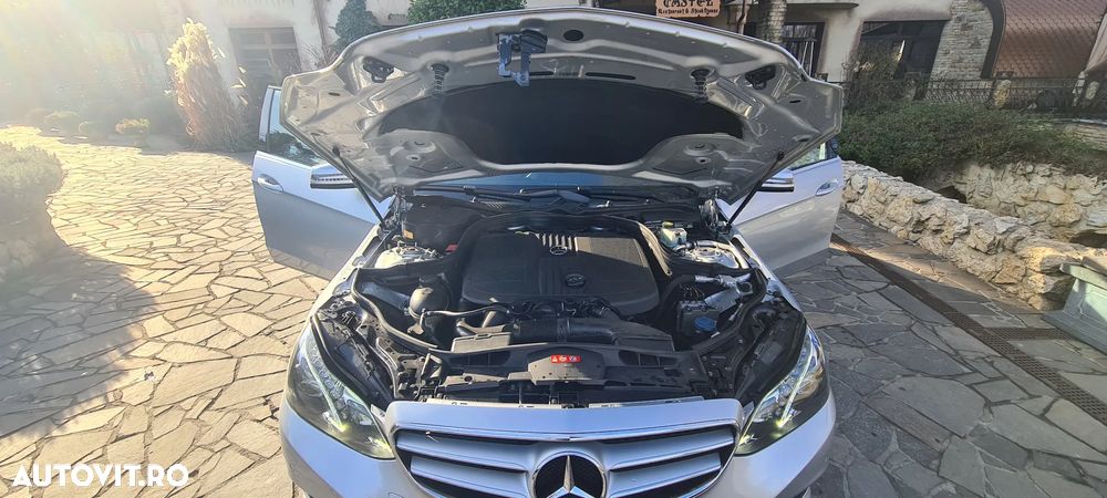Mercedes-Benz E 220 BlueTEC 9G-TRONIC Avantgarde - 20