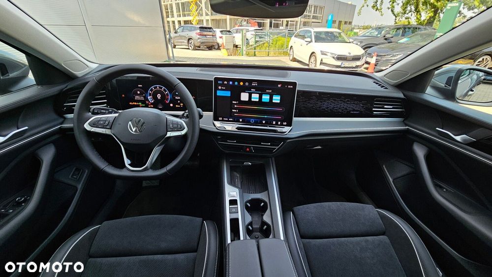 Volkswagen Passat - 32