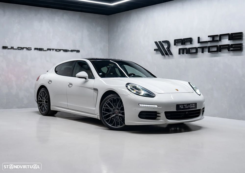 Porsche Panamera 3.0 V6 - 2