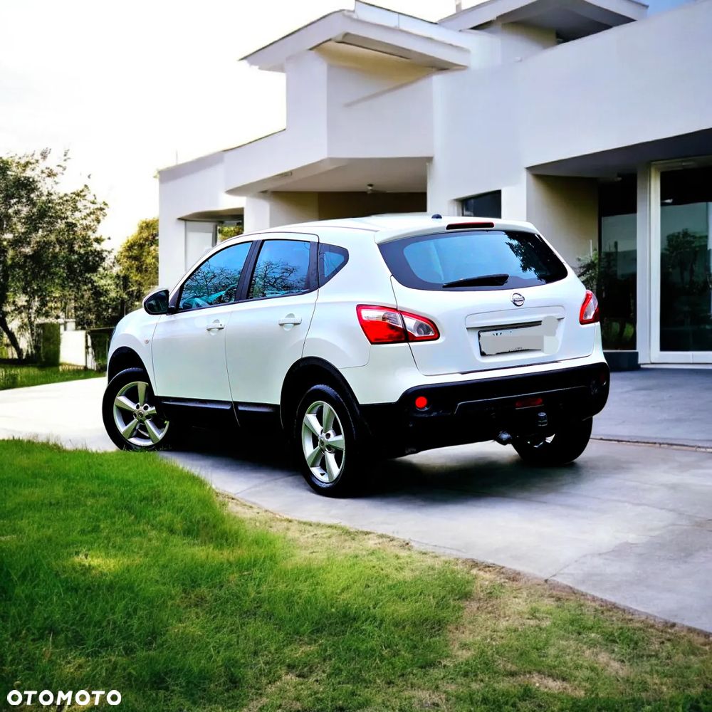 Nissan Qashqai 1.6 dCi DPF acenta - 4