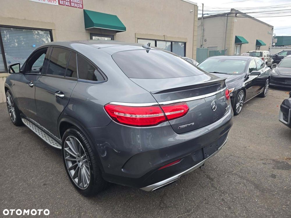Mercedes-Benz GLE AMG 43 4M 9G-TRONIC AMG Line - 3