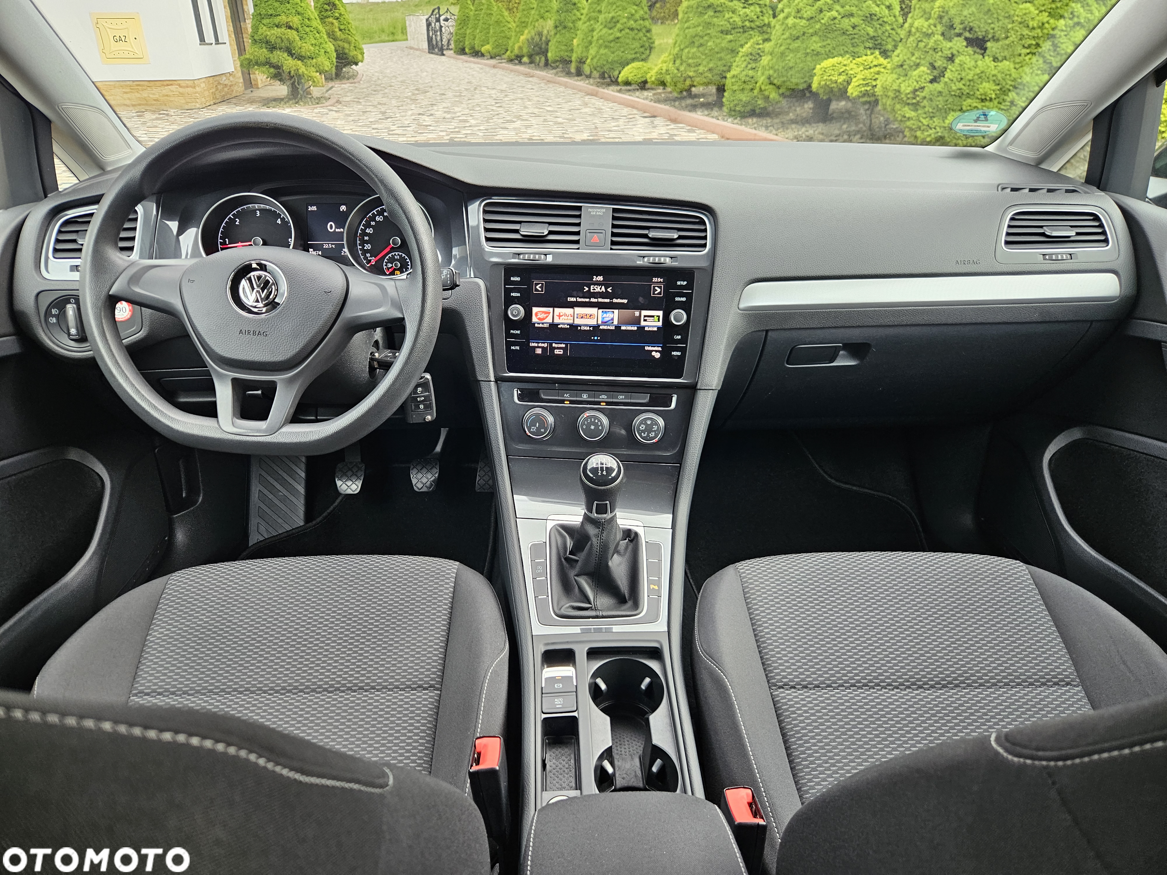 Volkswagen Golf - 35