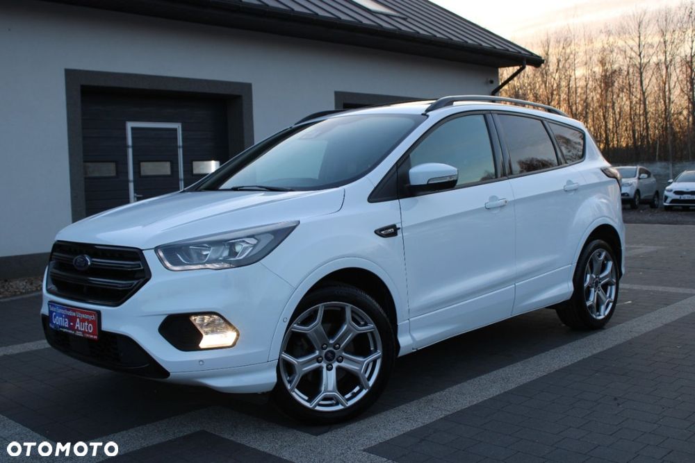 Ford Kuga - 4