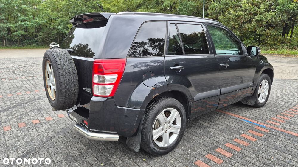Suzuki Grand Vitara 2.4 De Luxe - 5