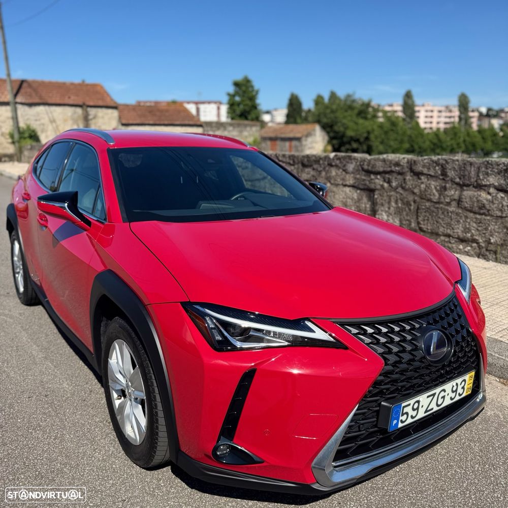 Lexus UX 200 - 2