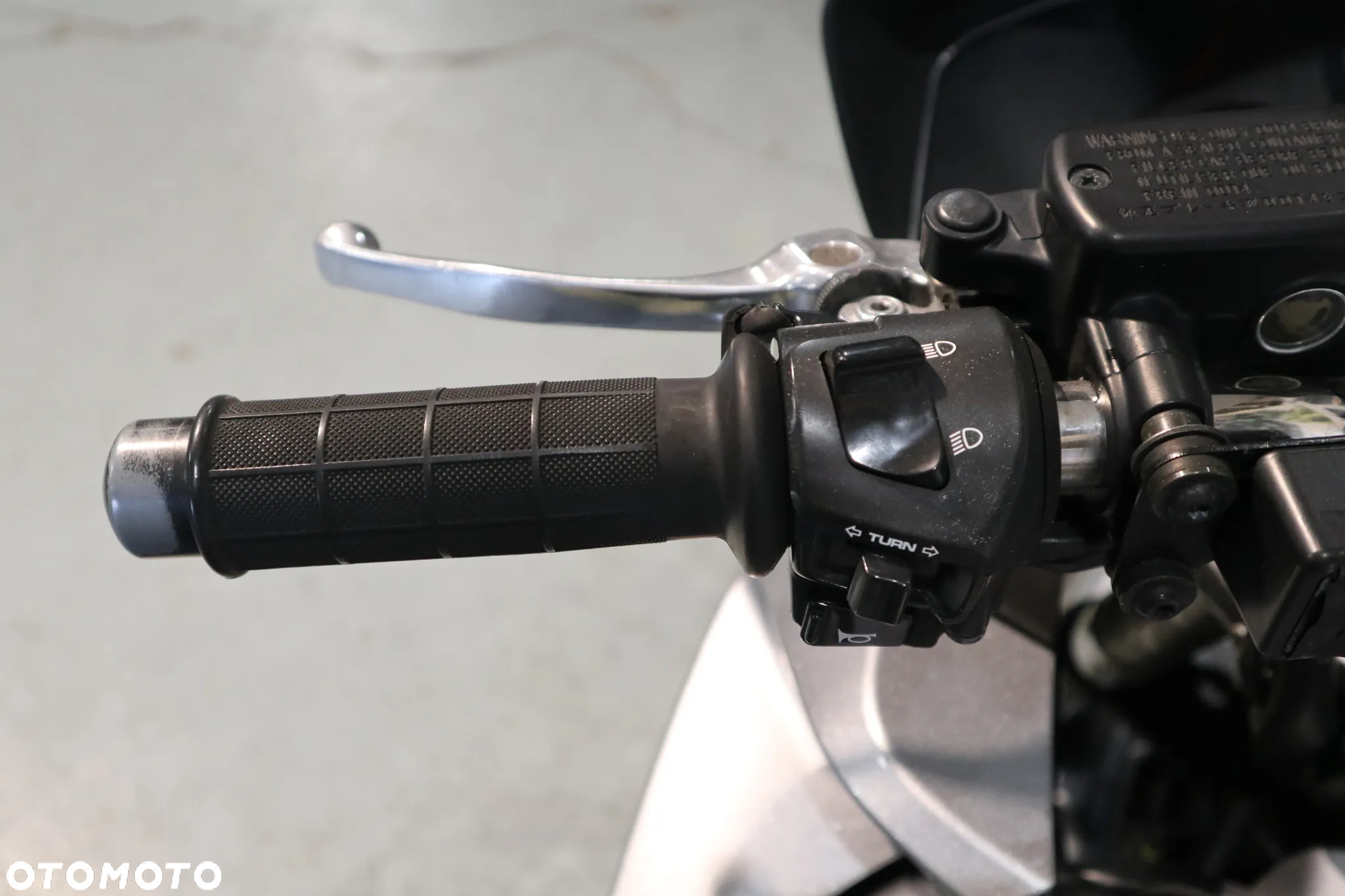 Honda CBF - 8